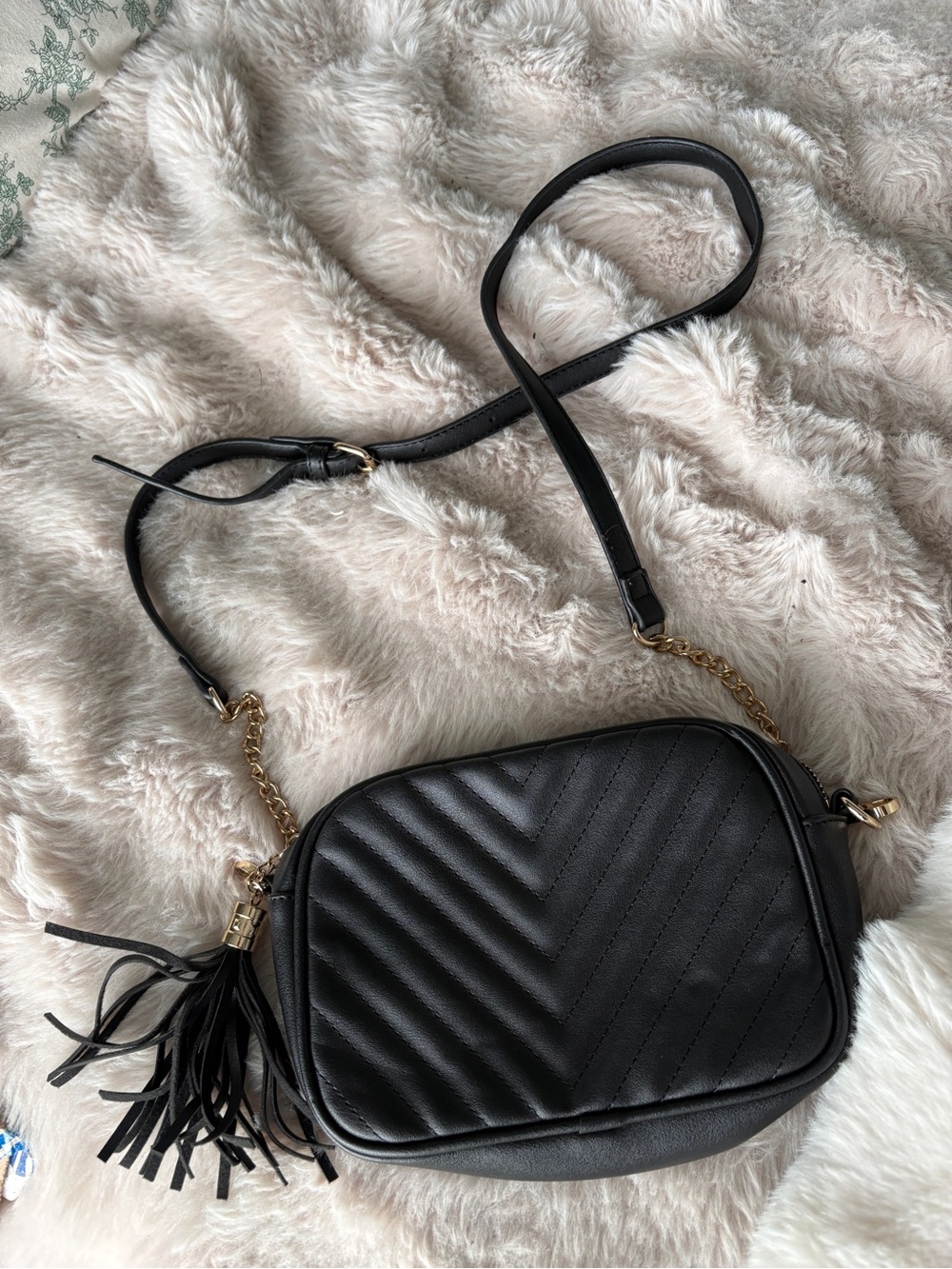 Black Faux Leather Crossbody Bag Gold Chain Tassel Chevron Purse